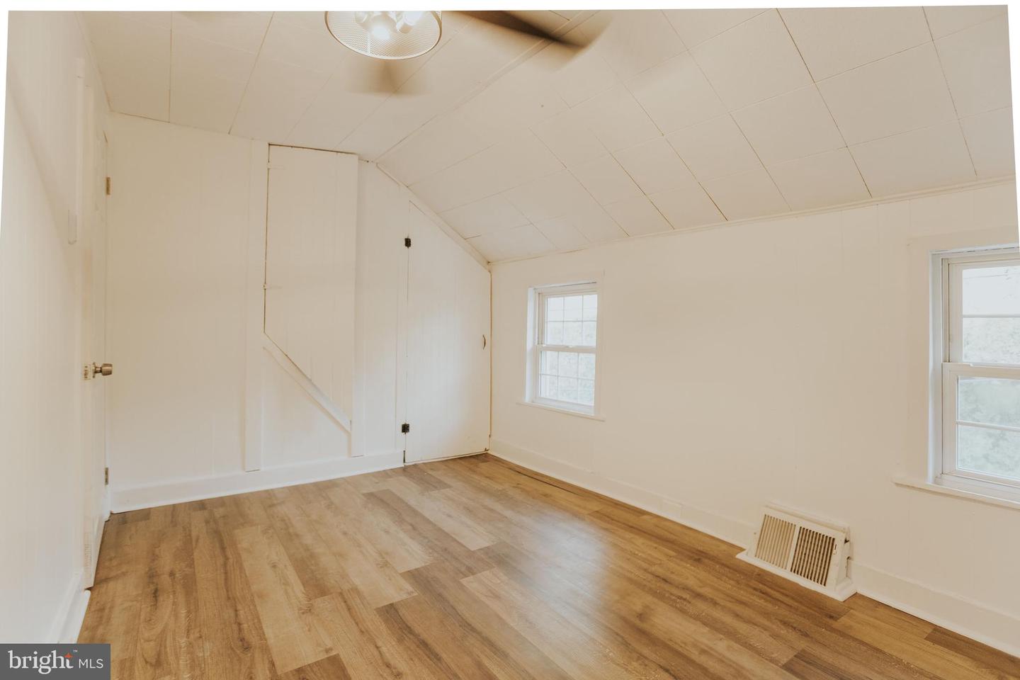 966 Paige Ct Property Photo 107