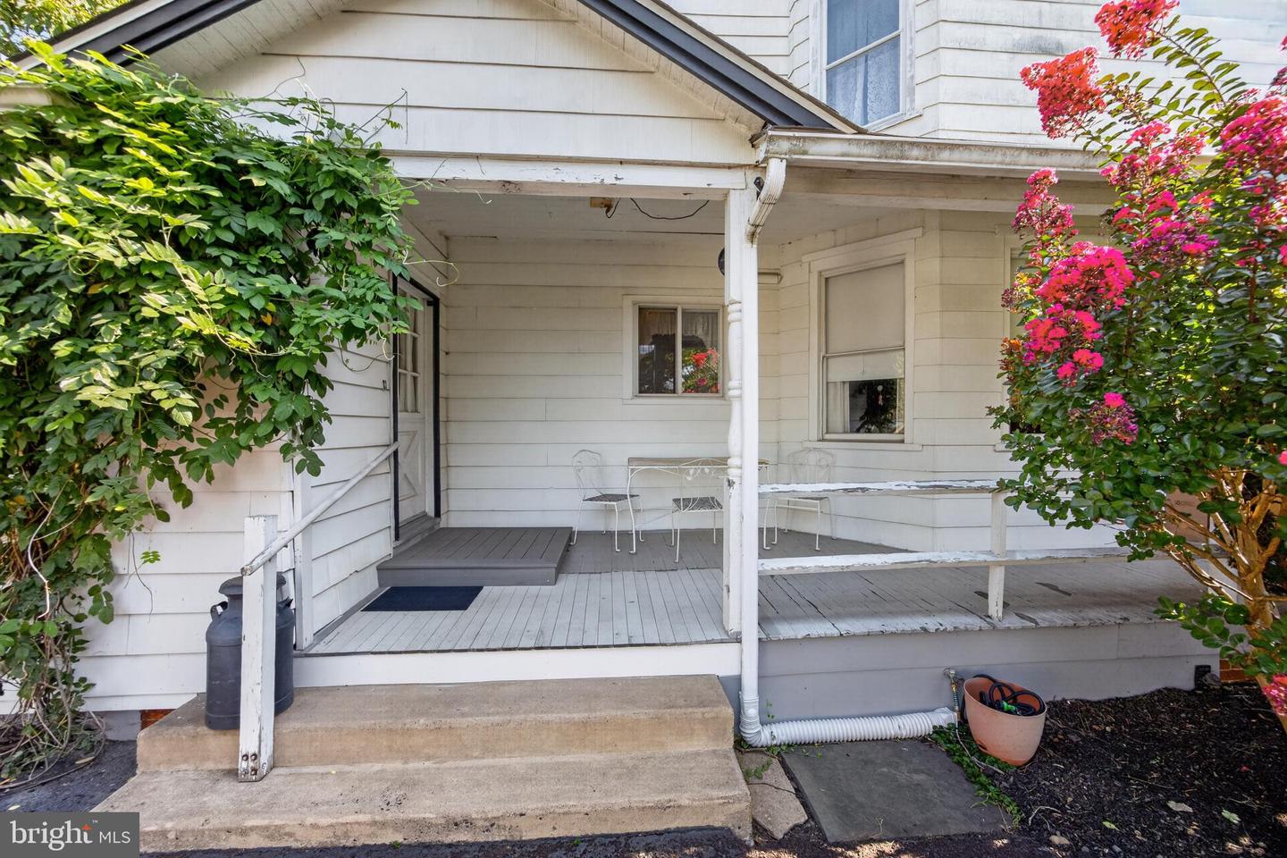 320 Hilltown Pike Property Photo 17