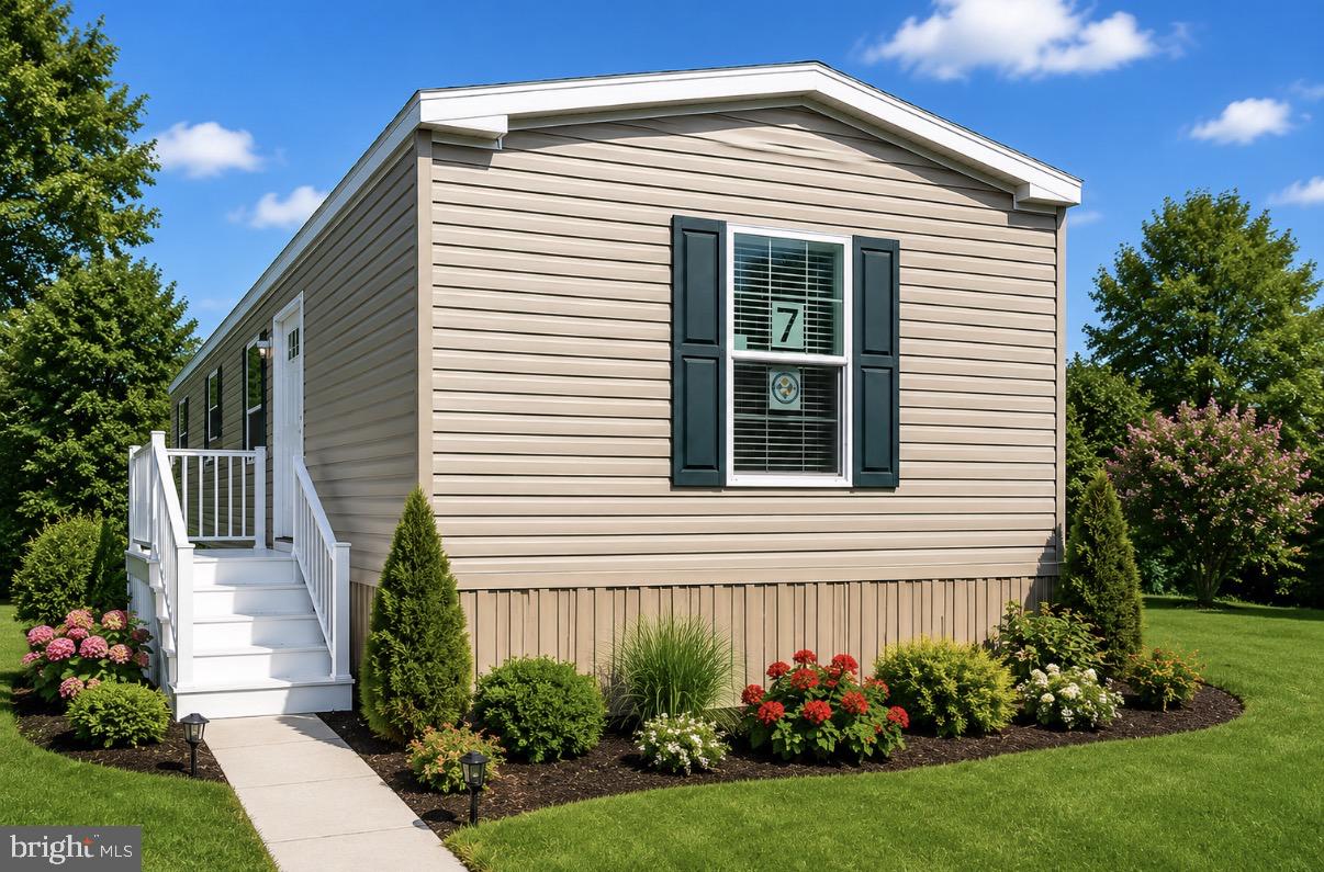 1446 GIBSON RD #UNIT #T B-9 Property Photo 1