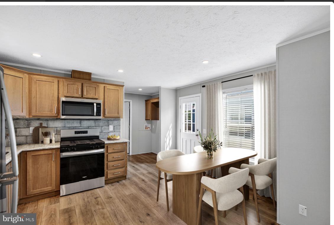 1446 Gibson Rd #unit #t B-9 Property Photo 6