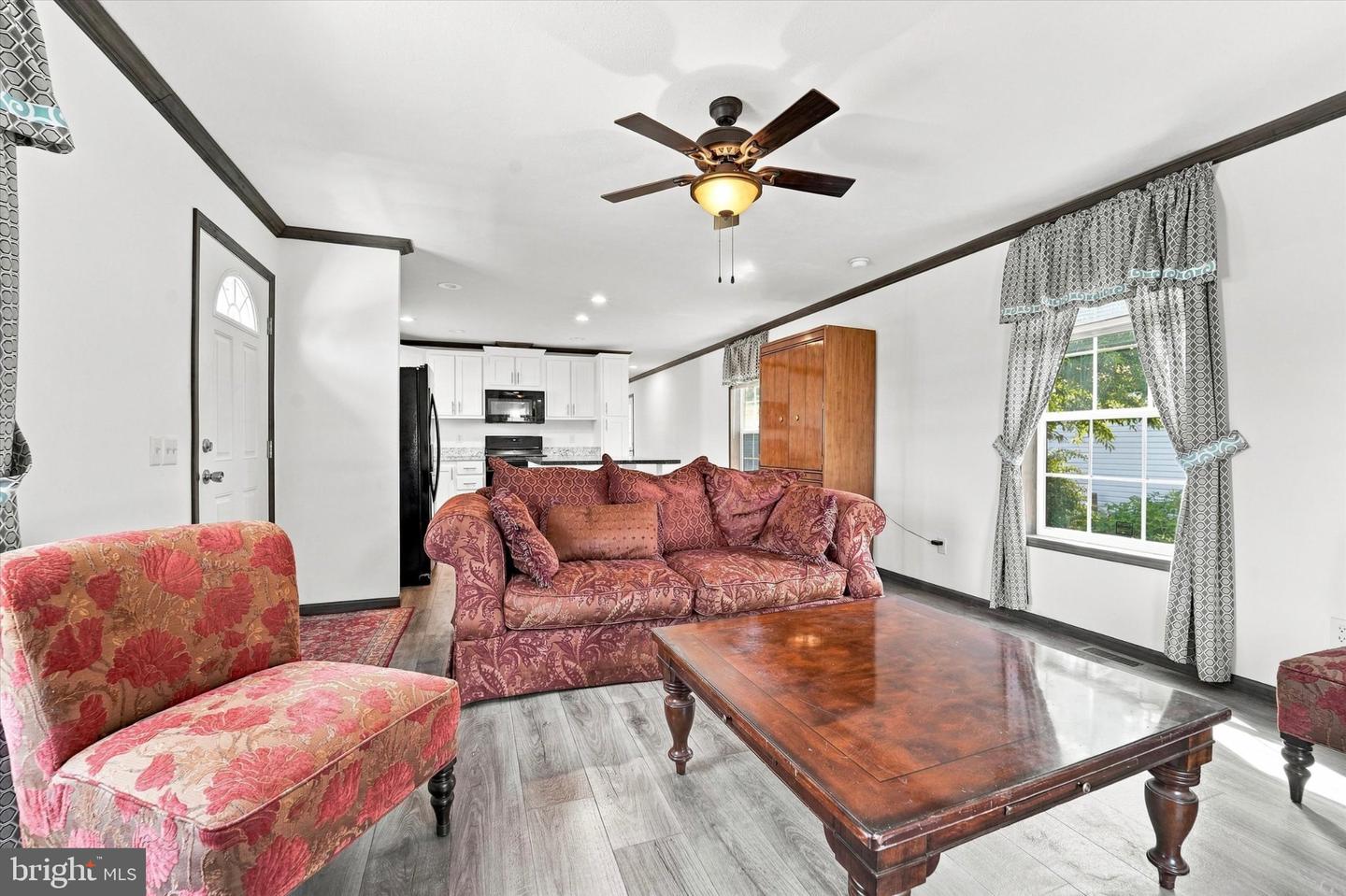 44 Kennedy Dr Property Photo 2