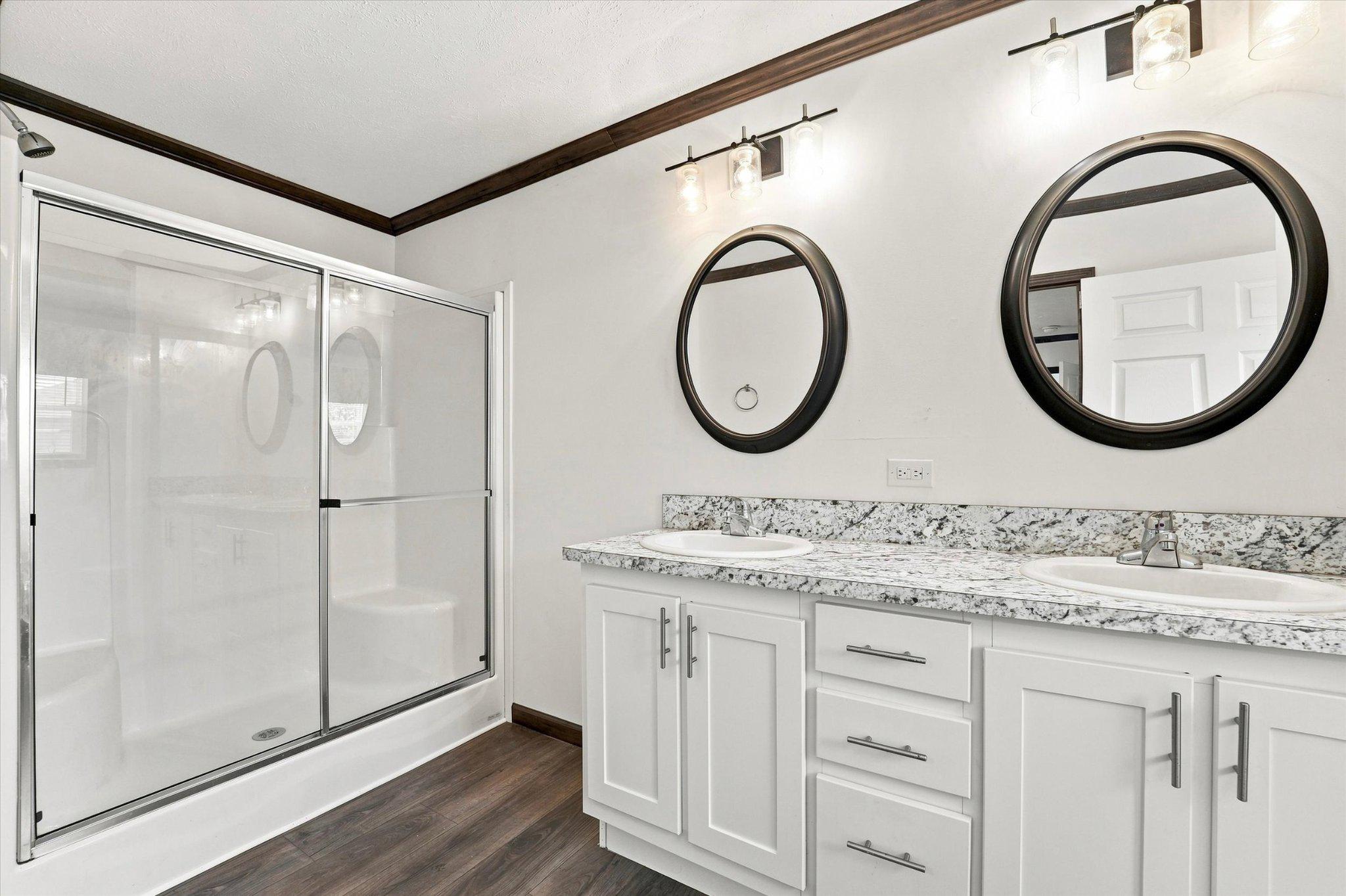 44 Kennedy Dr Property Photo 10