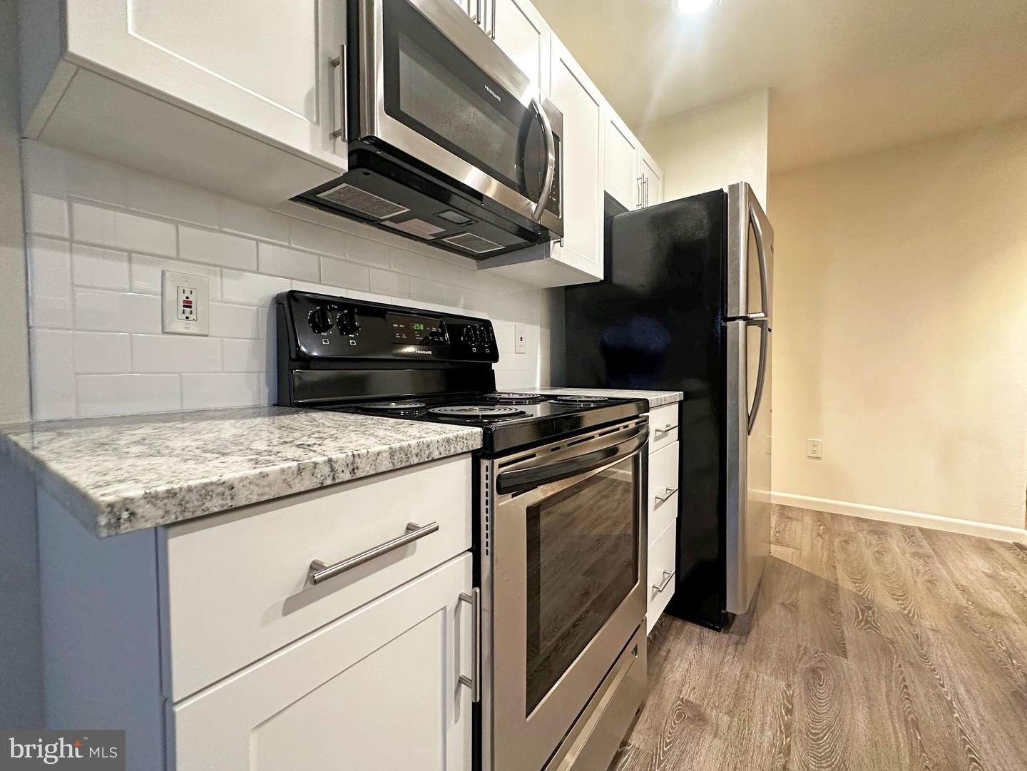 200 SPRUCE ST #A16 Property Photo 1
