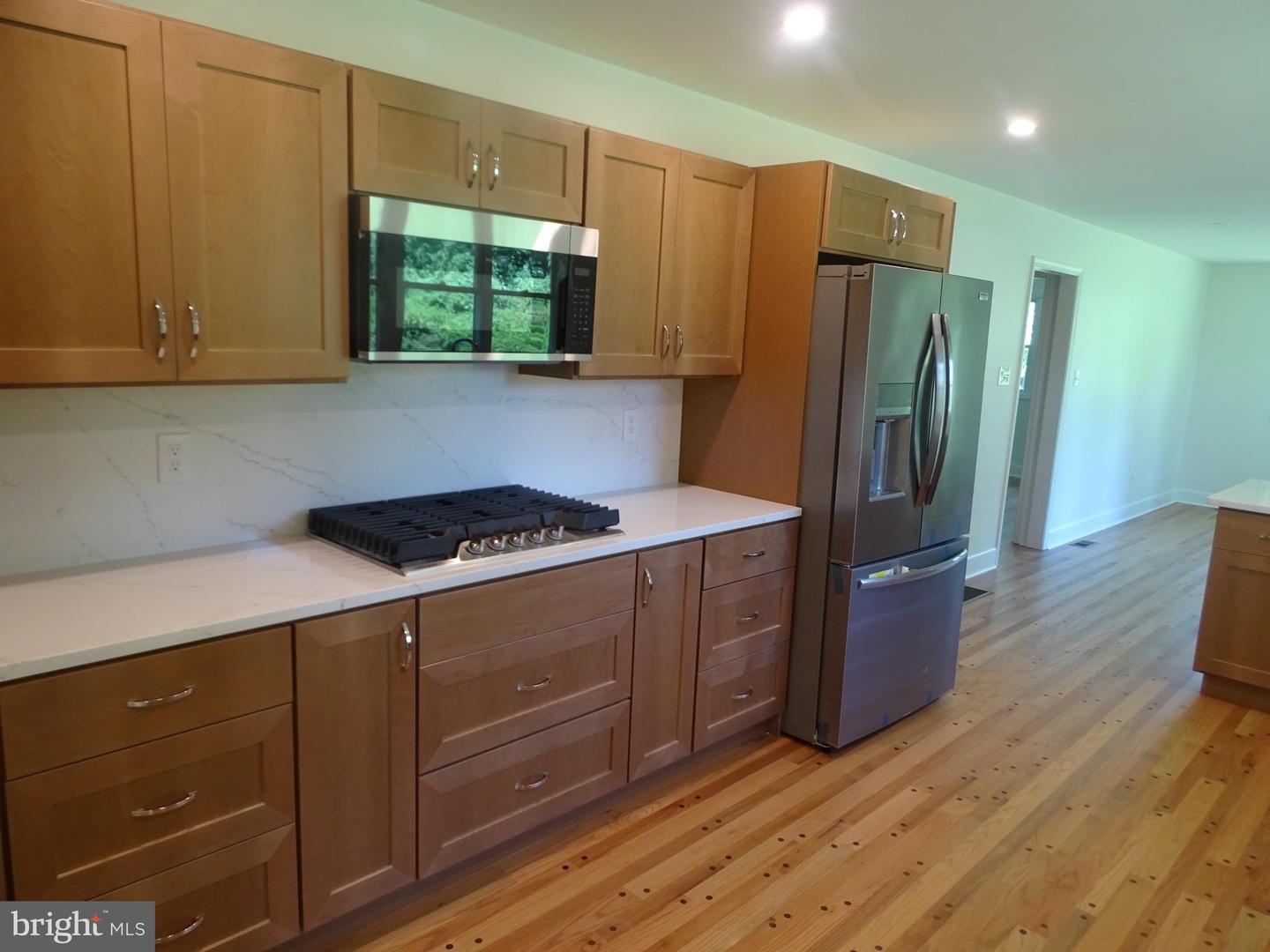 449 Street Rd Property Photo 12