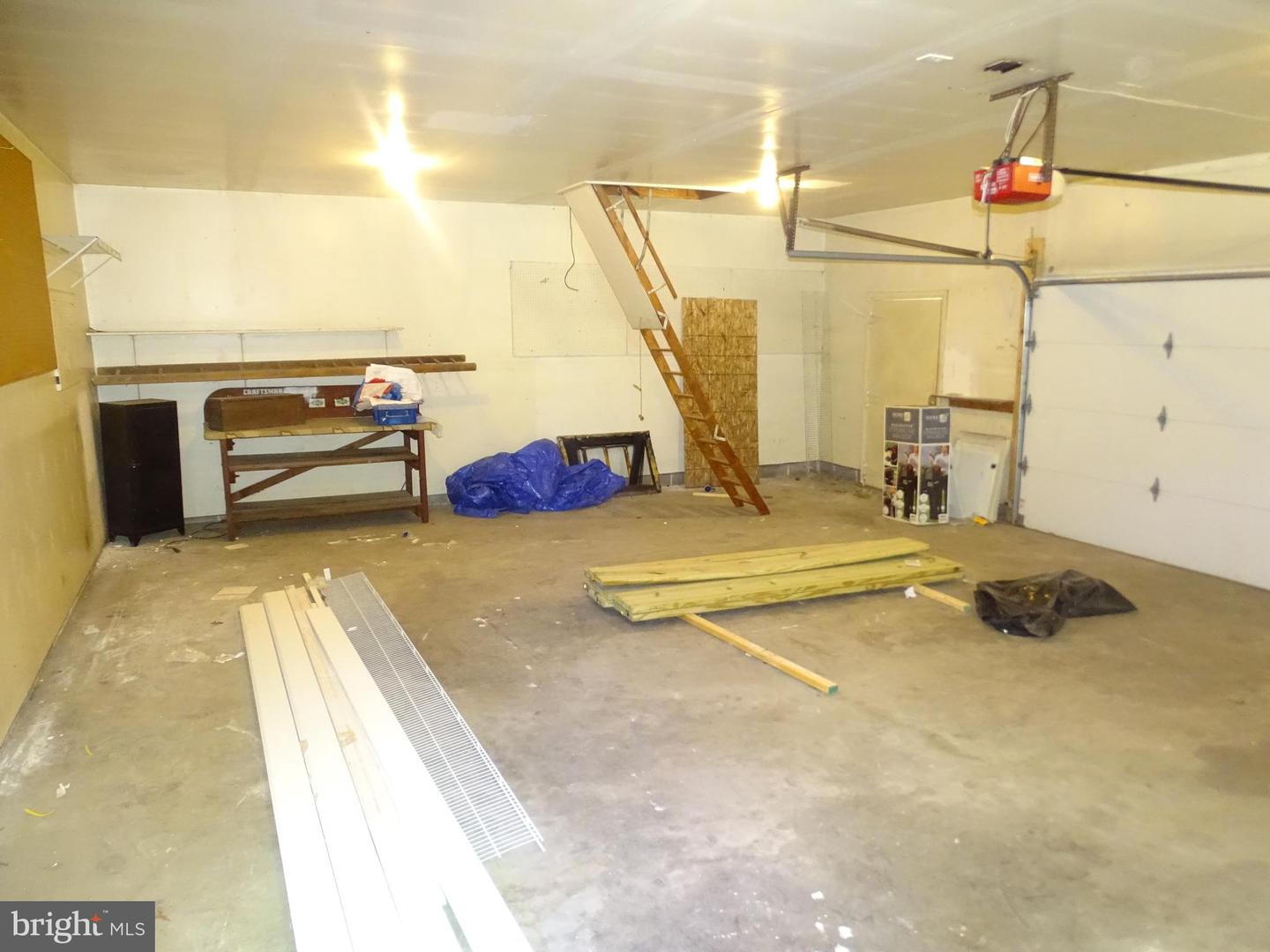 449 Street Rd Property Photo 33