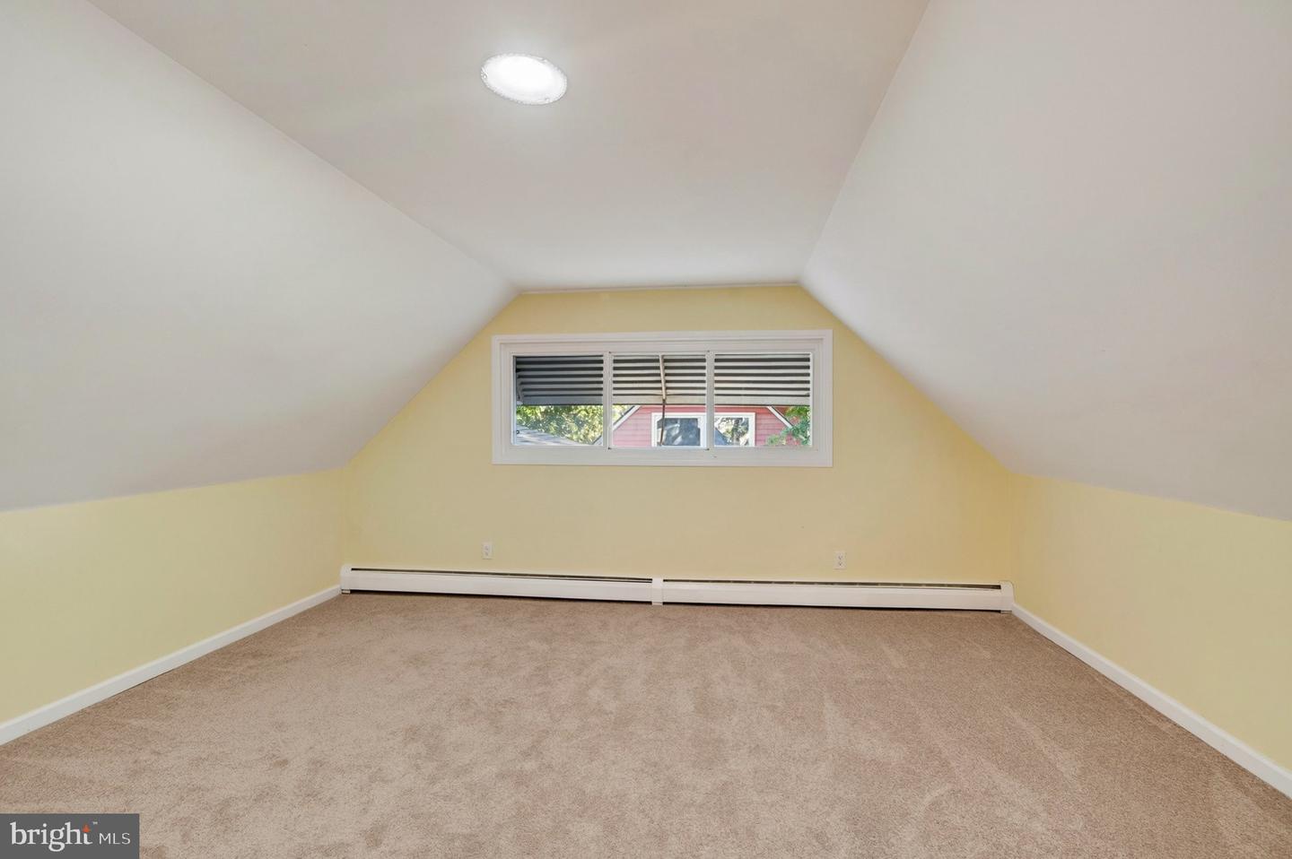 19 Vicar Ln Property Photo 29