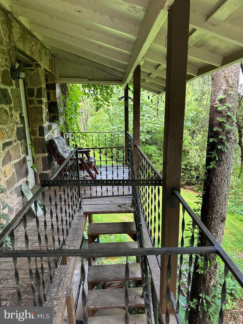 6704 Chapel Rd Property Photo 24