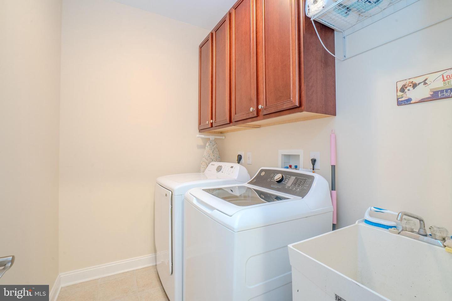 203 Jenks Aly #67 Property Photo 35
