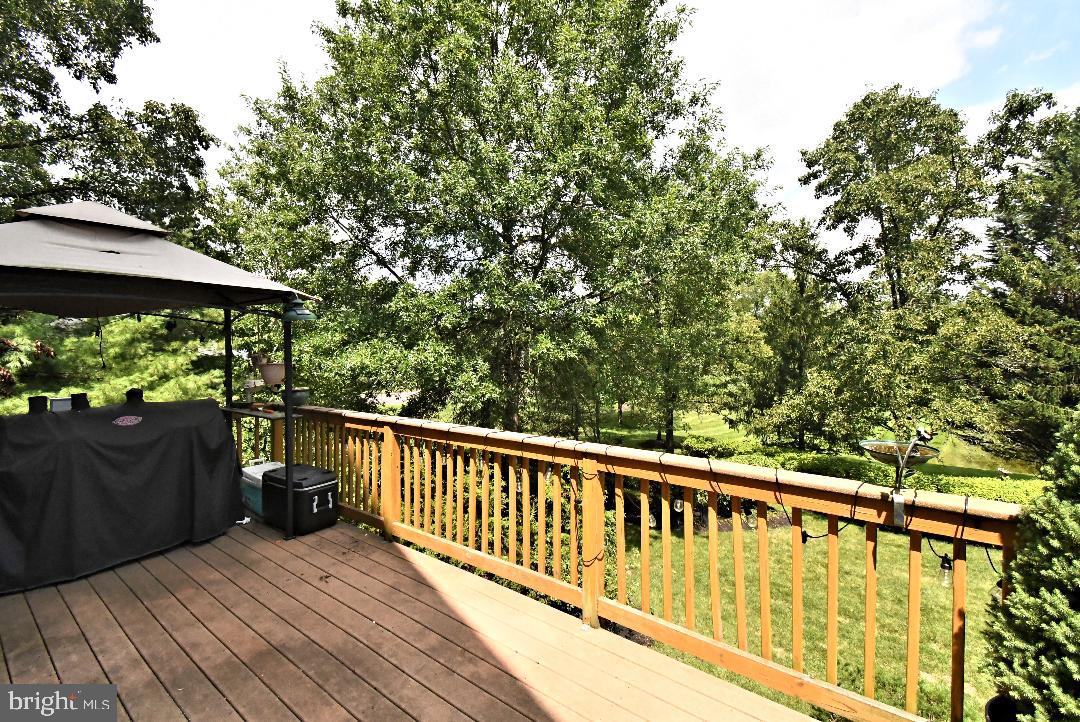 1861 Creekview Ln Property Photo 6