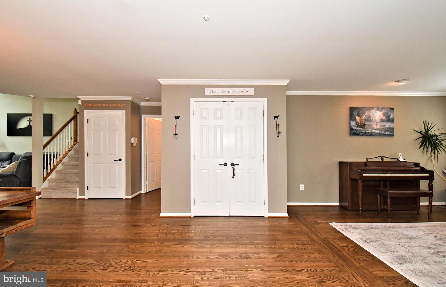 1861 Creekview Ln Property Photo 19