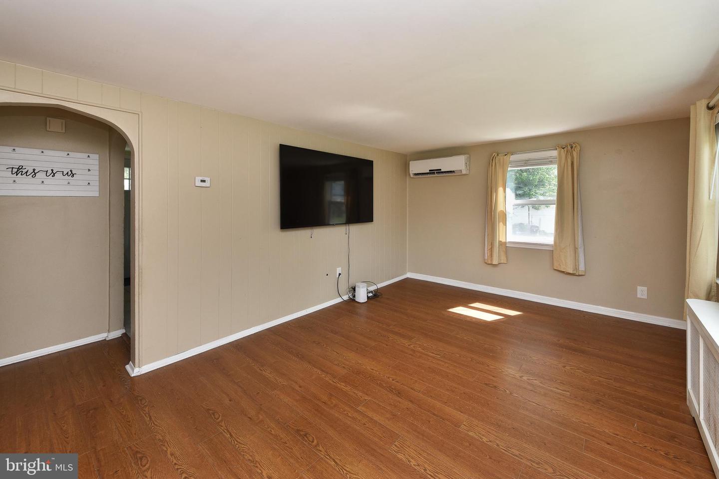 541 Highland Ave Property Photo 3