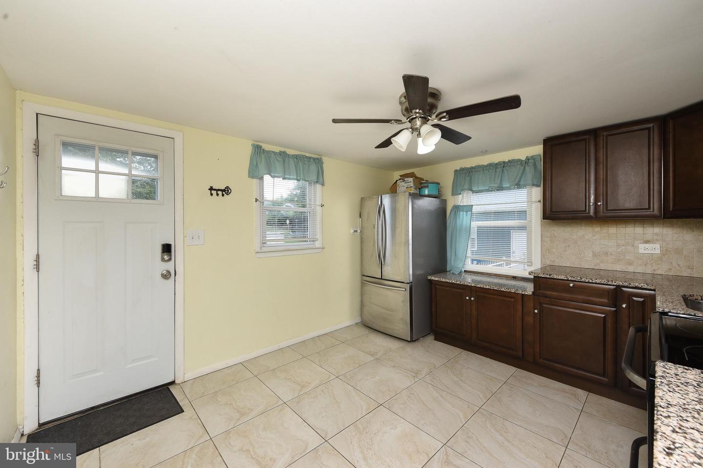 541 Highland Ave Property Photo 7