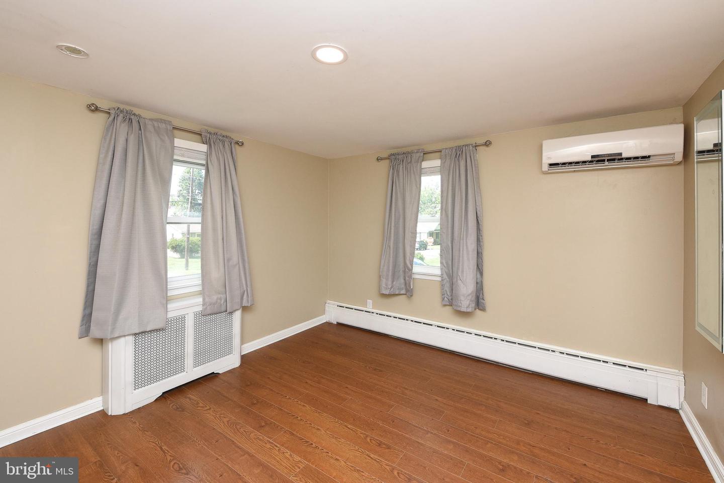 541 Highland Ave Property Photo 8