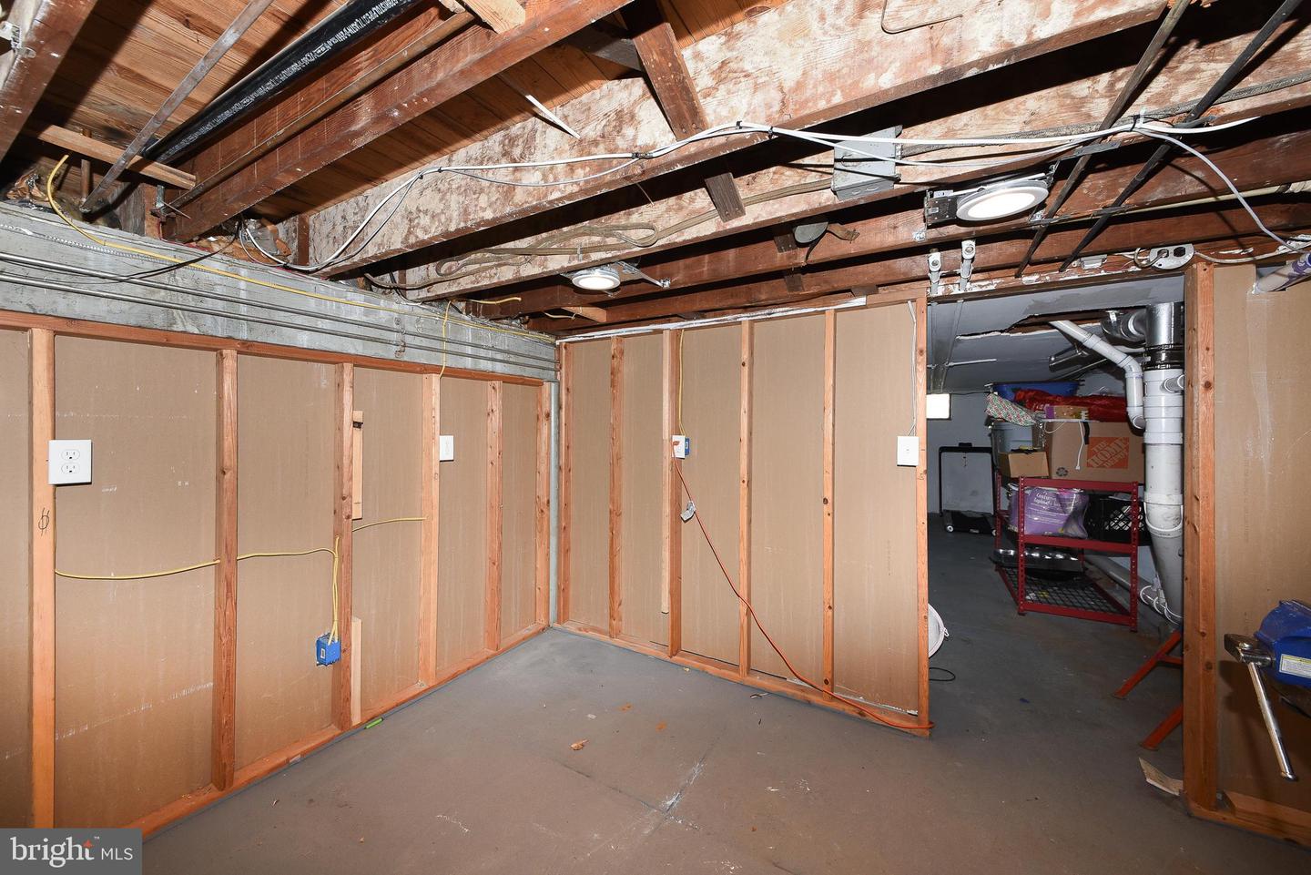 541 Highland Ave Property Photo 25