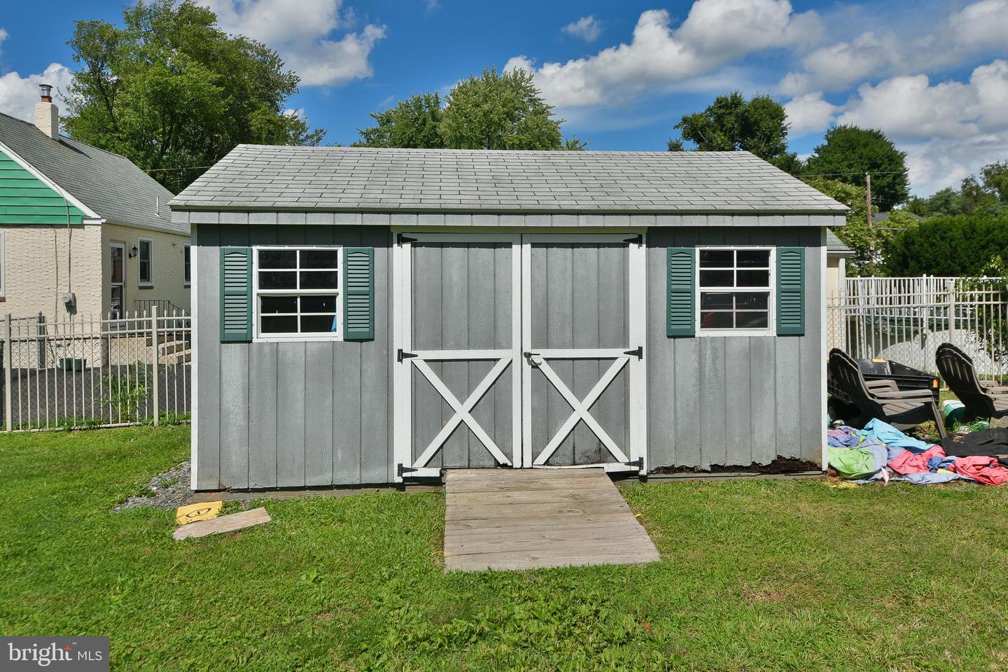 541 Highland Ave Property Photo 38