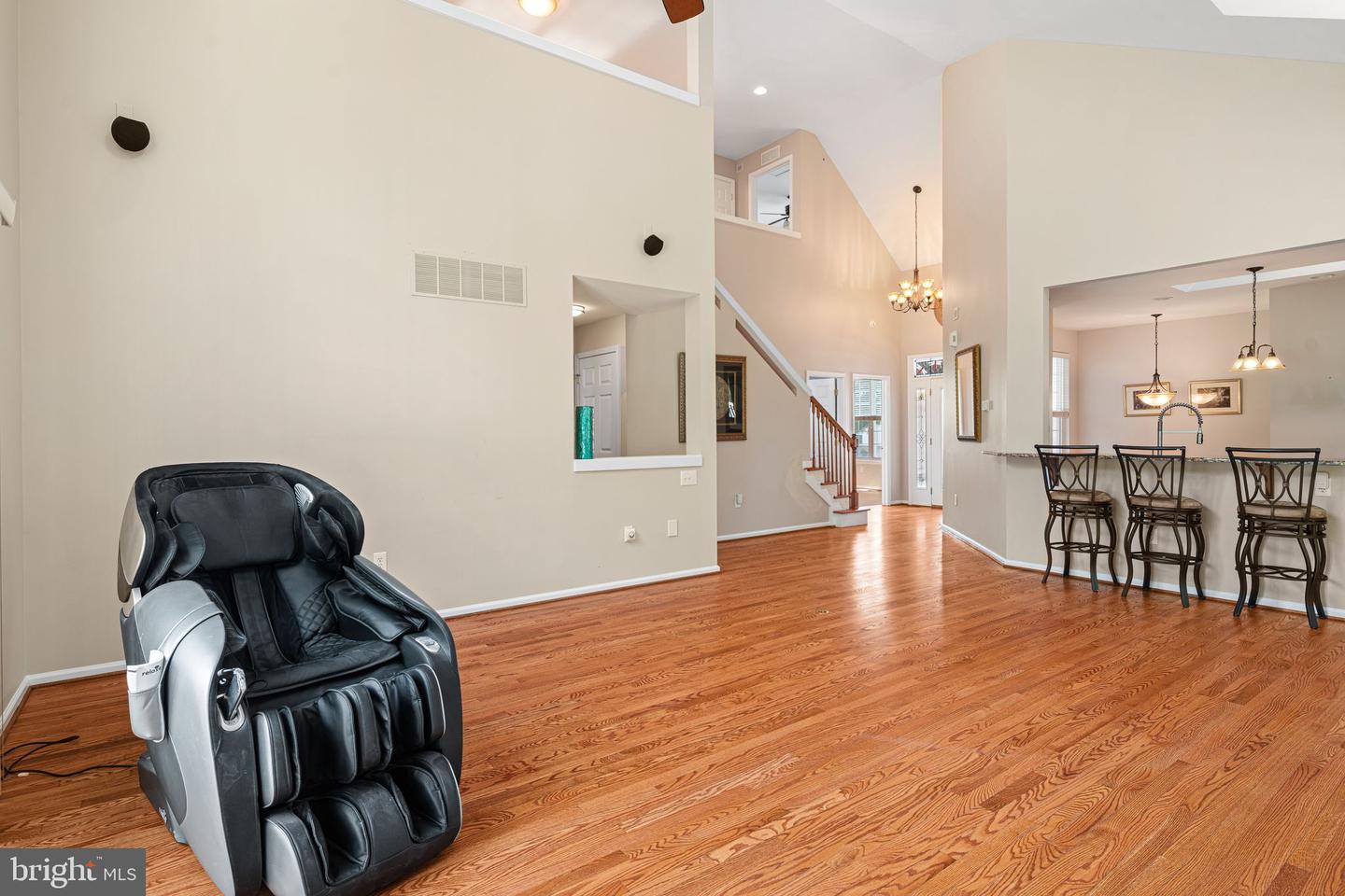 908 Farnham Ct #44 Property Photo 12