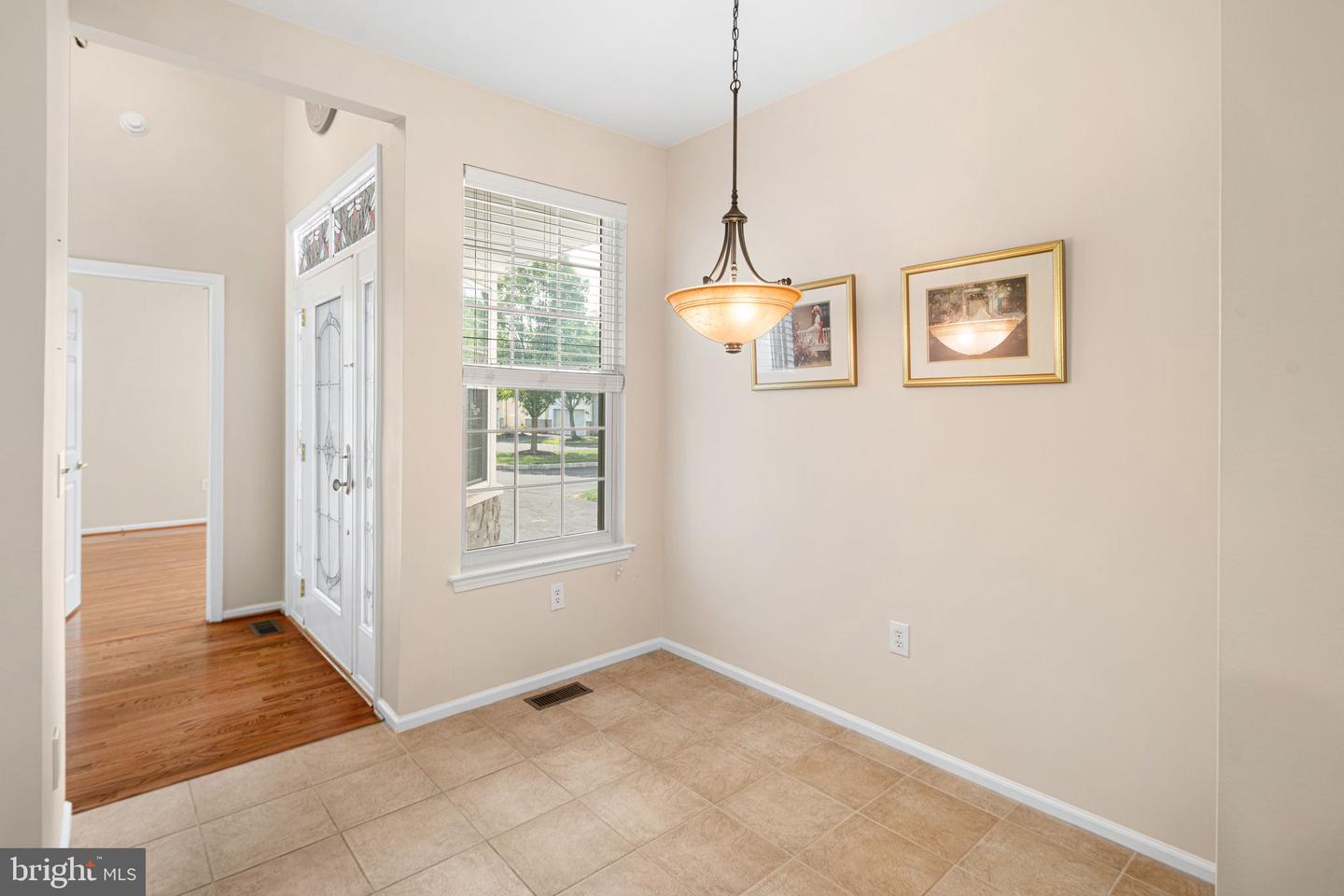 908 Farnham Ct #44 Property Photo 27