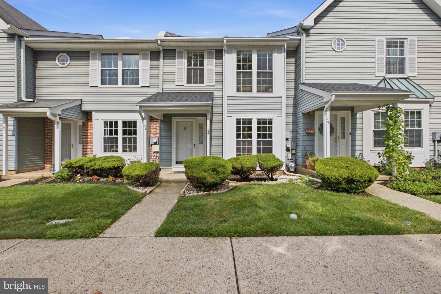 53 Ardsley Ct Property Photo 1