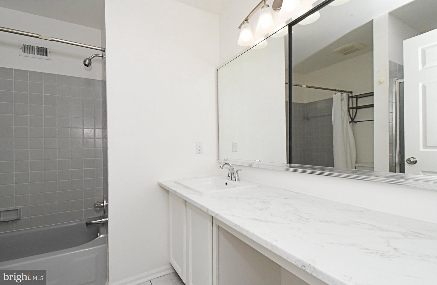 145 Bishops Gate Ln Property Photo 15