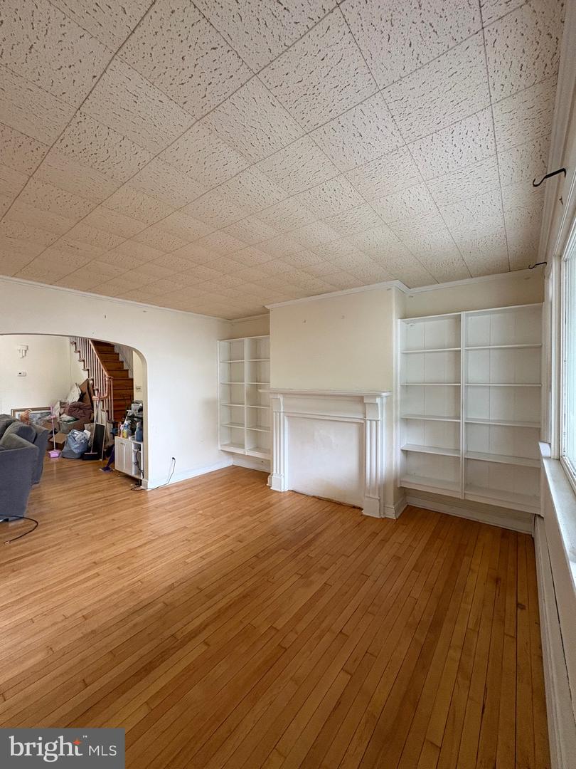 225 Dorrance St Property Photo 4