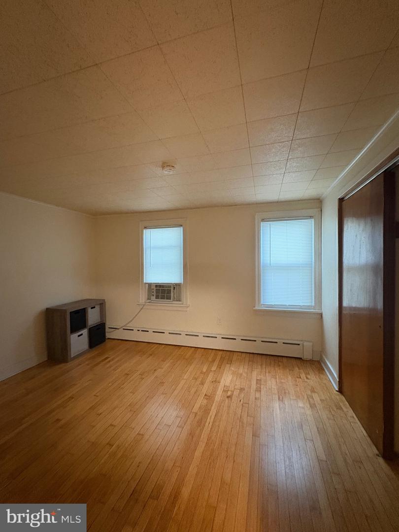 225 Dorrance St Property Photo 16