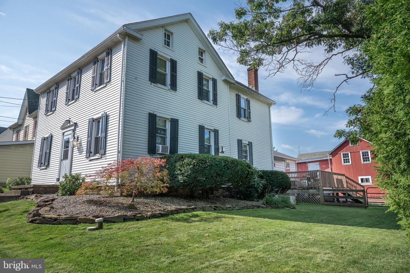 120 S Main St Property Photo 1