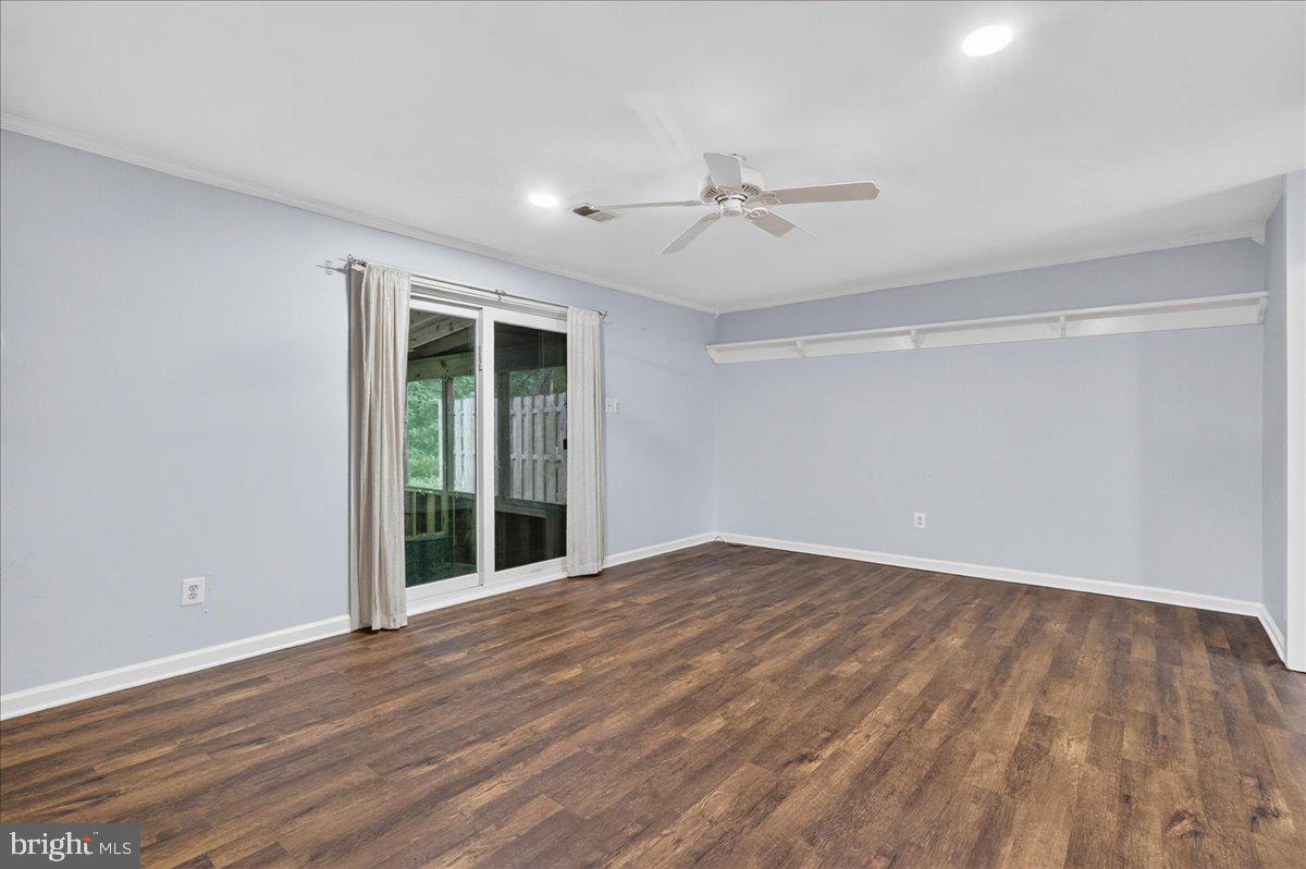 61 Constitution Ave Property Photo 14