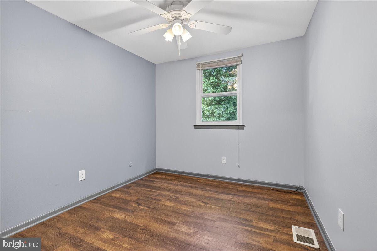 61 Constitution Ave Property Photo 19