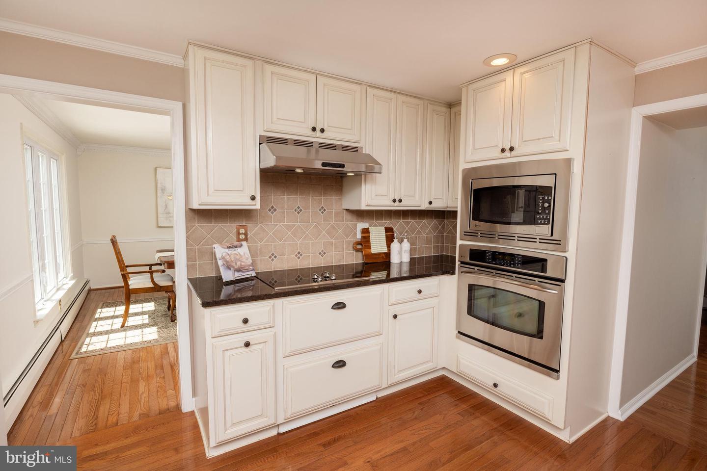 3547 N Sugan Rd Property Photo 6