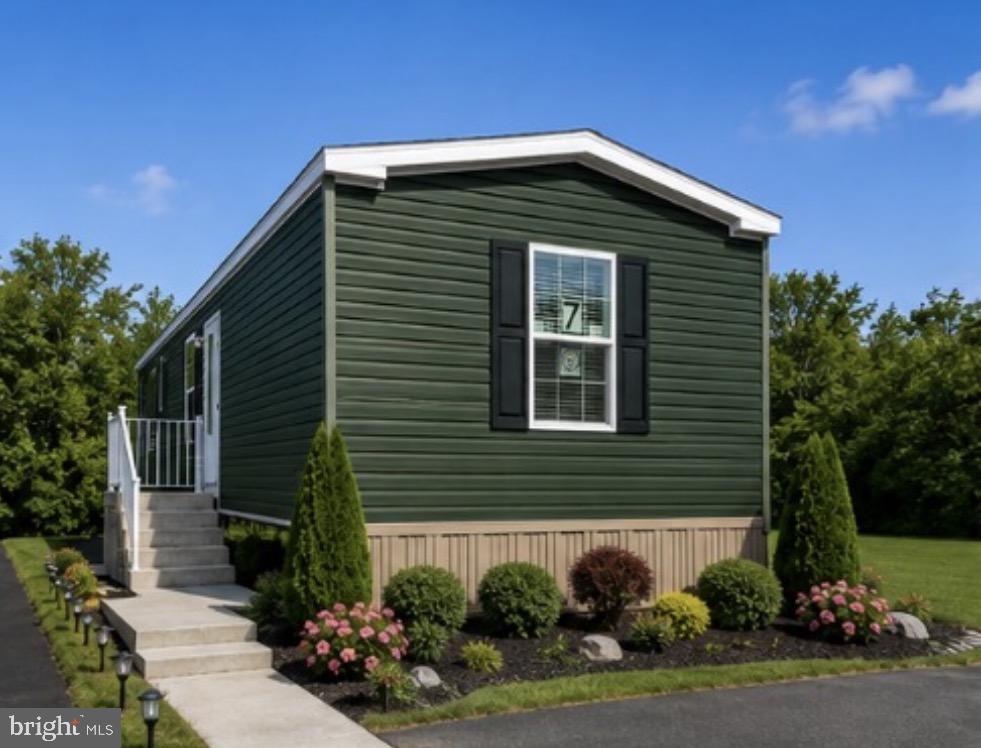 1446 Gibson Rd #lt A-18 Property Photo 2