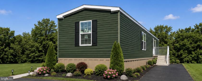 1446 Gibson Rd #lt A-18 Property Photo 3