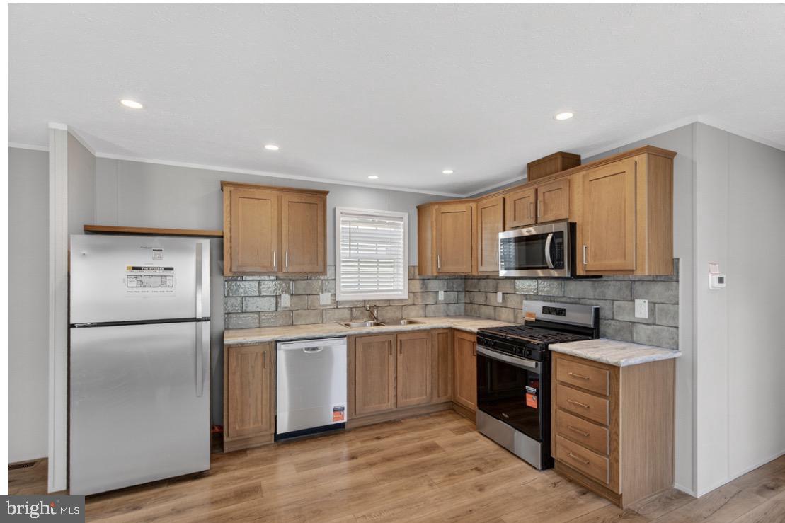 1446 Gibson Rd #lt A-18 Property Photo 22