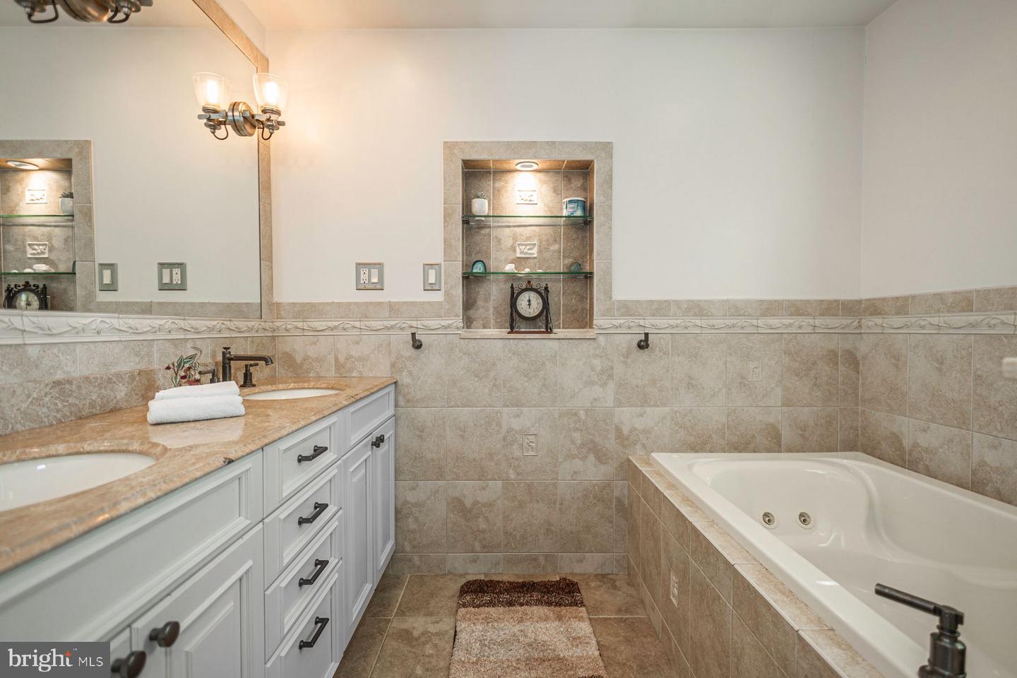 391 Lenape Ln Property Photo 28