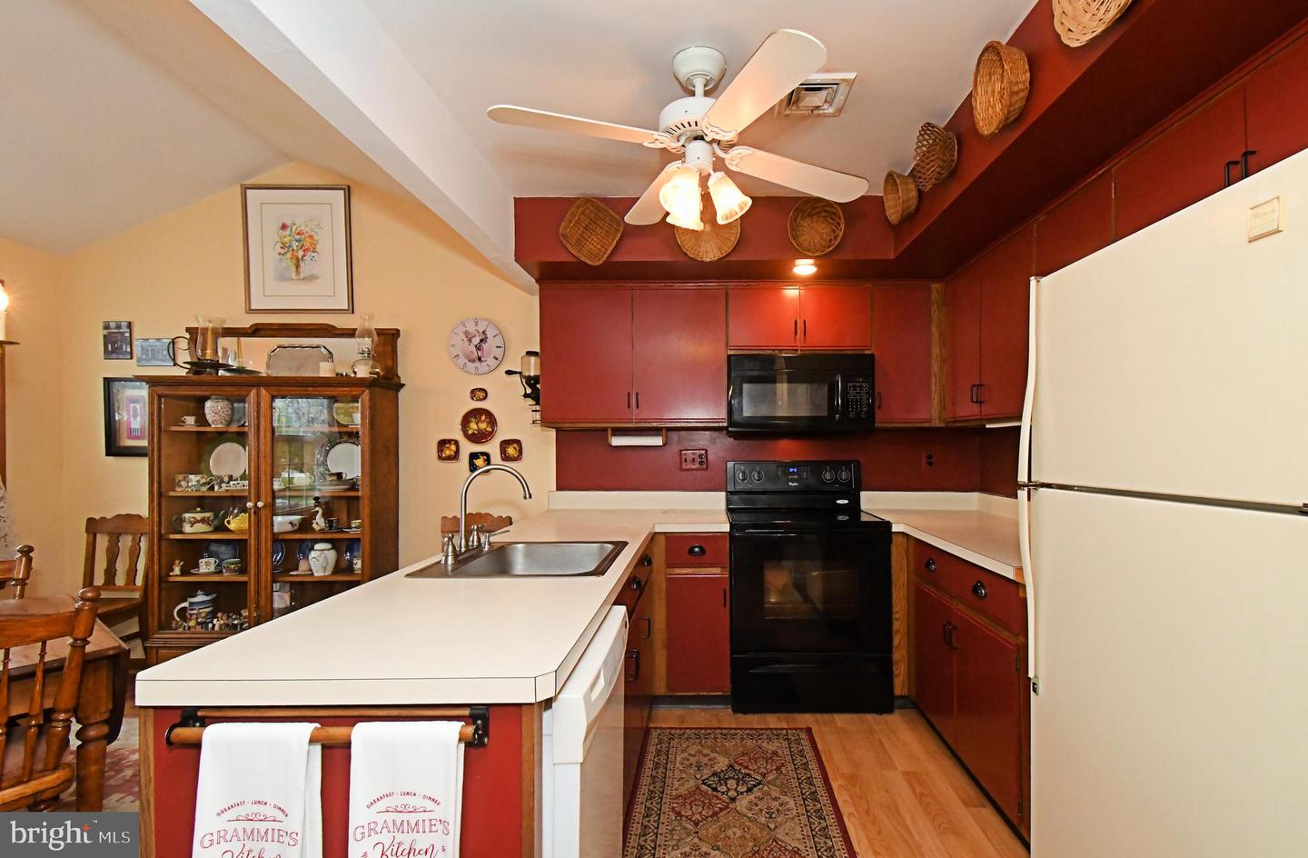 237 Allem Ln Property Photo 10