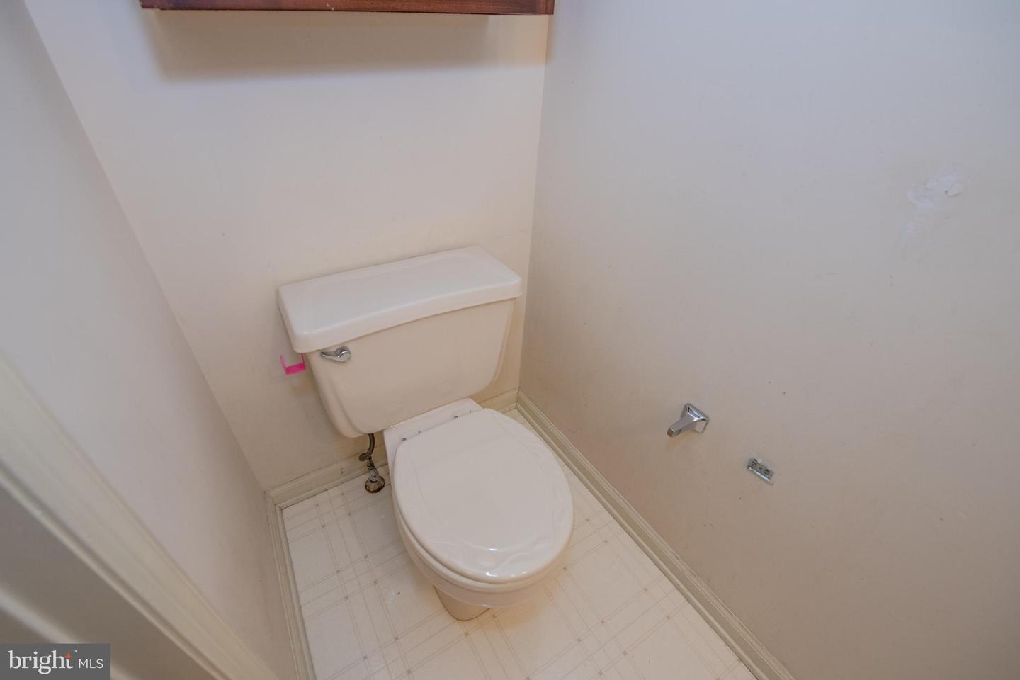 9006 Sheffield Dr Property Photo 30