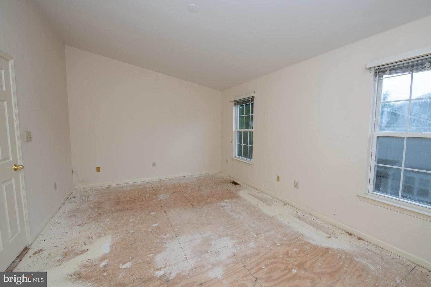 9006 Sheffield Dr Property Photo 36
