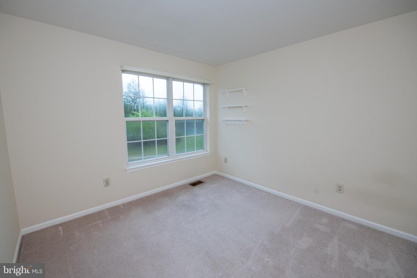 9006 Sheffield Dr Property Photo 37