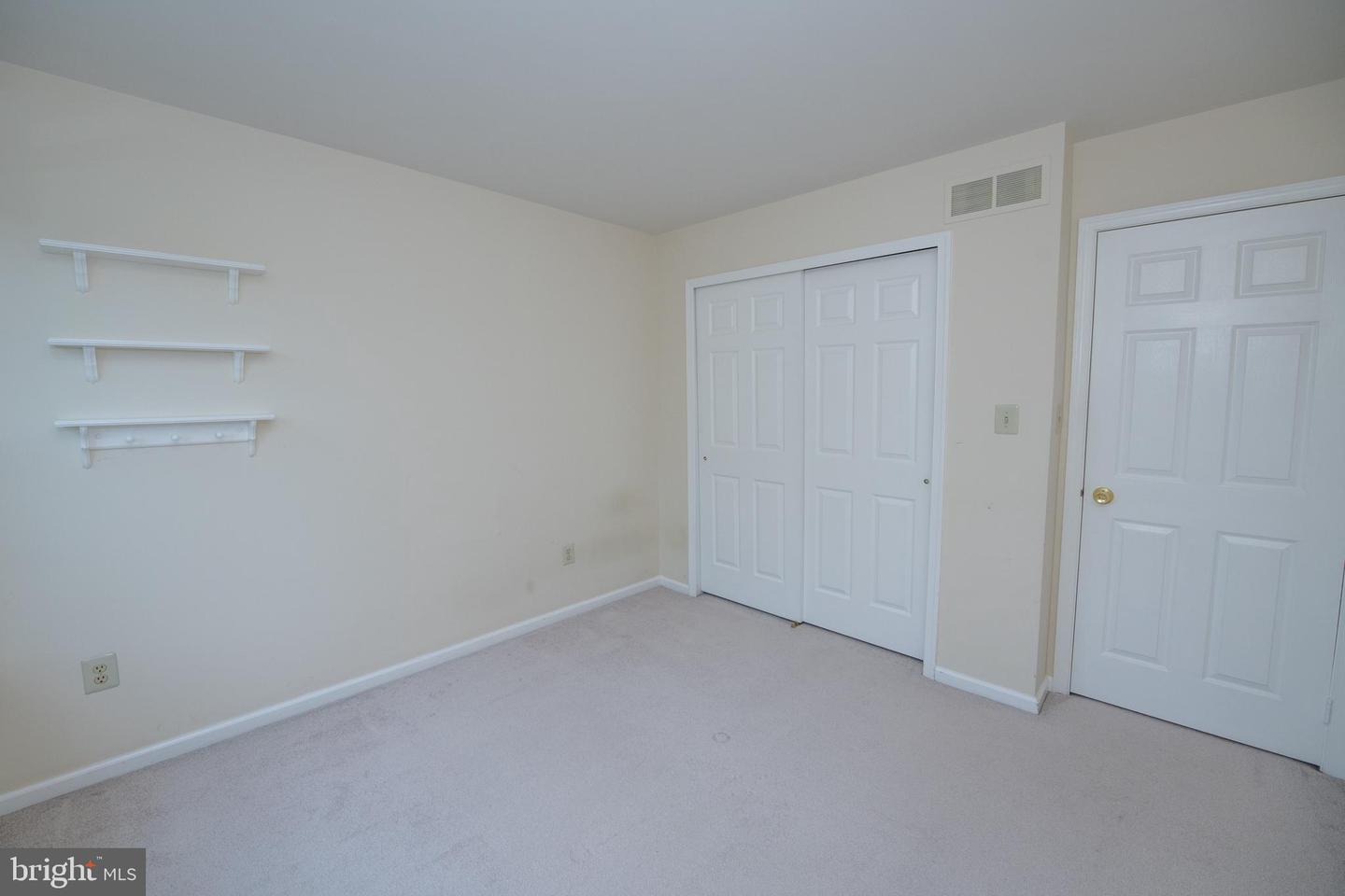 9006 Sheffield Dr Property Photo 38