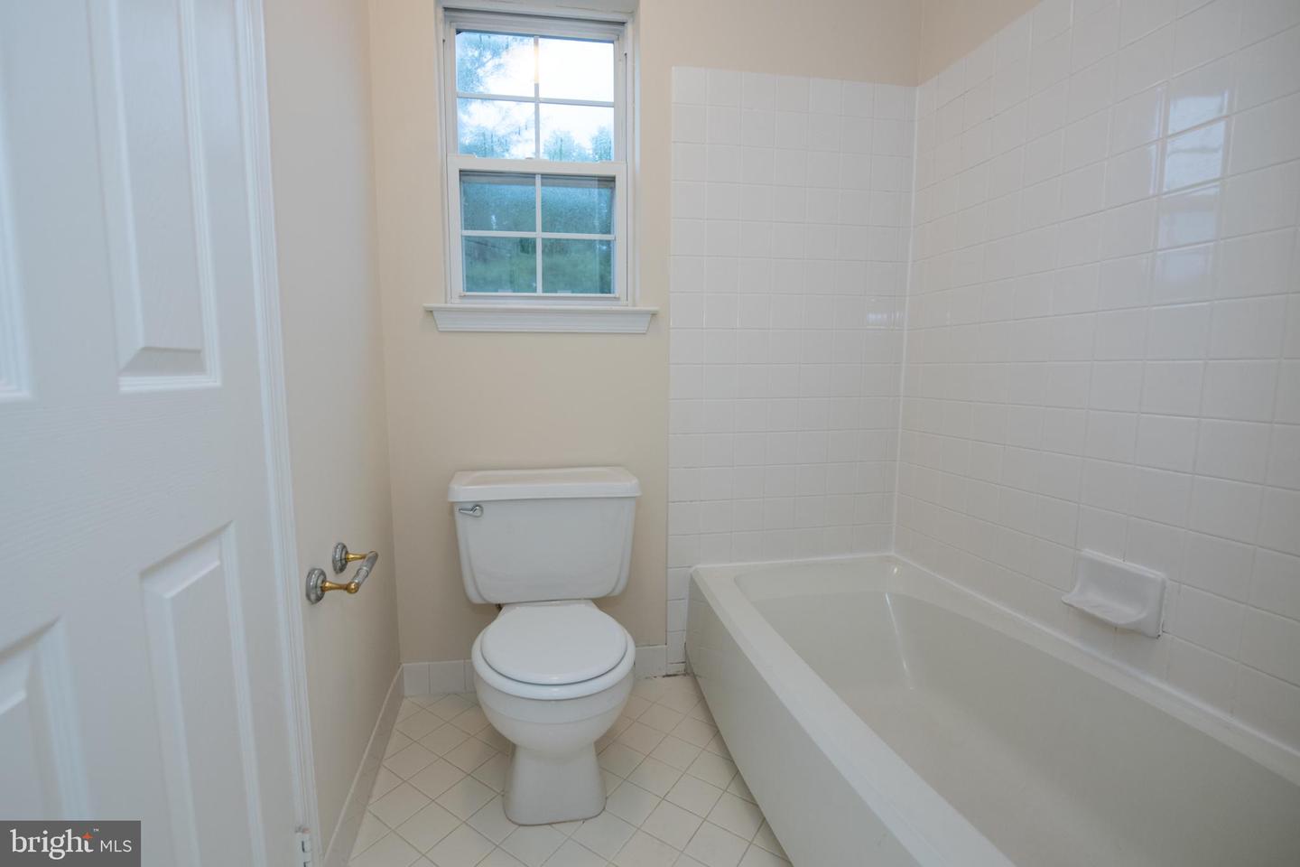 9006 Sheffield Dr Property Photo 43