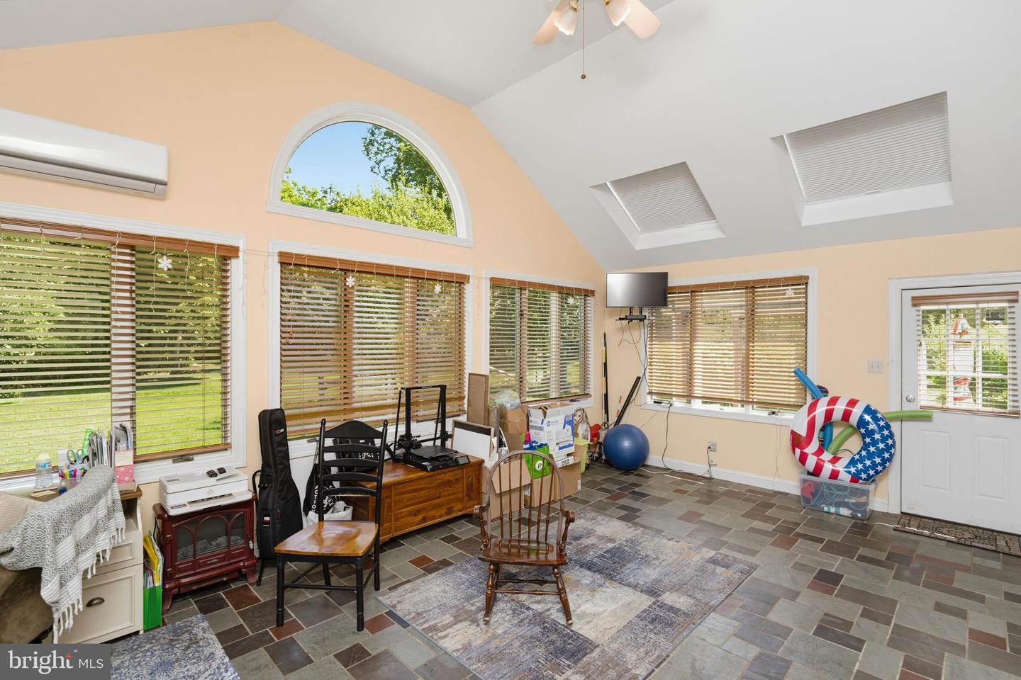 824 Welcome House Rd Property Photo 14