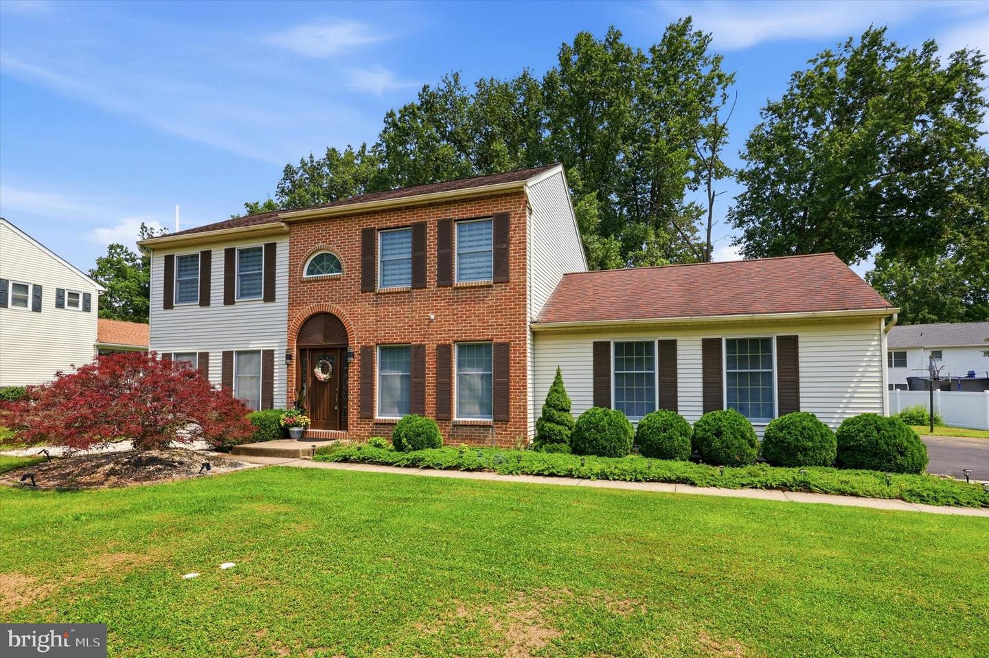 2460 BANNERSTONE DR