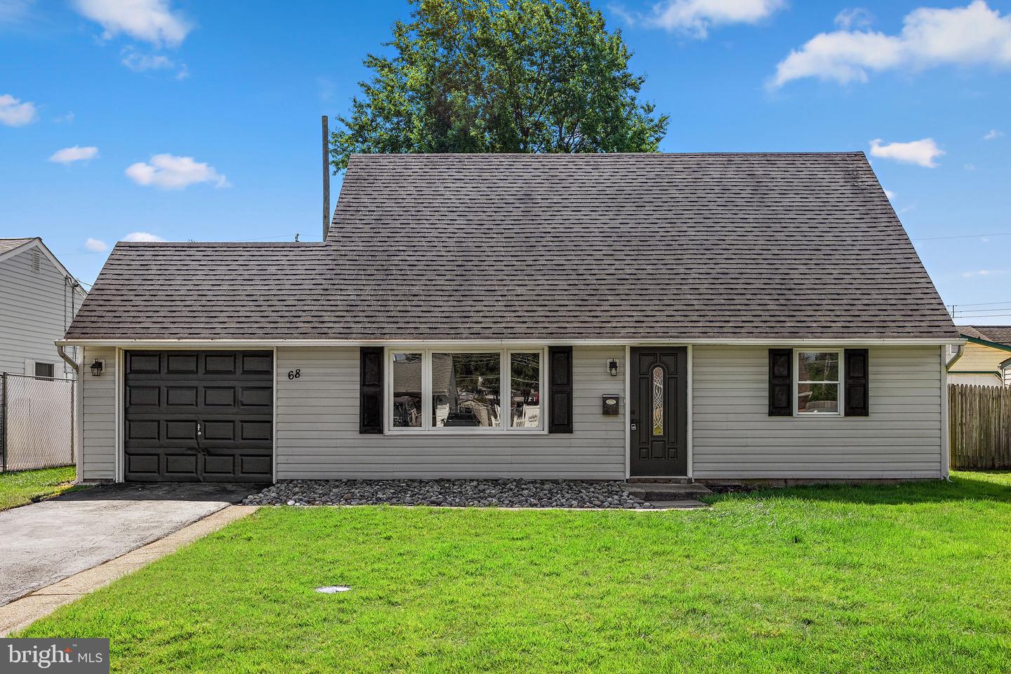 68 INDIAN RED RD Property Photo 1