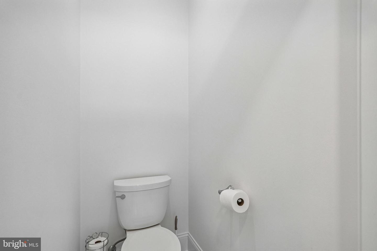 405 E Centre Ave Property Photo 43