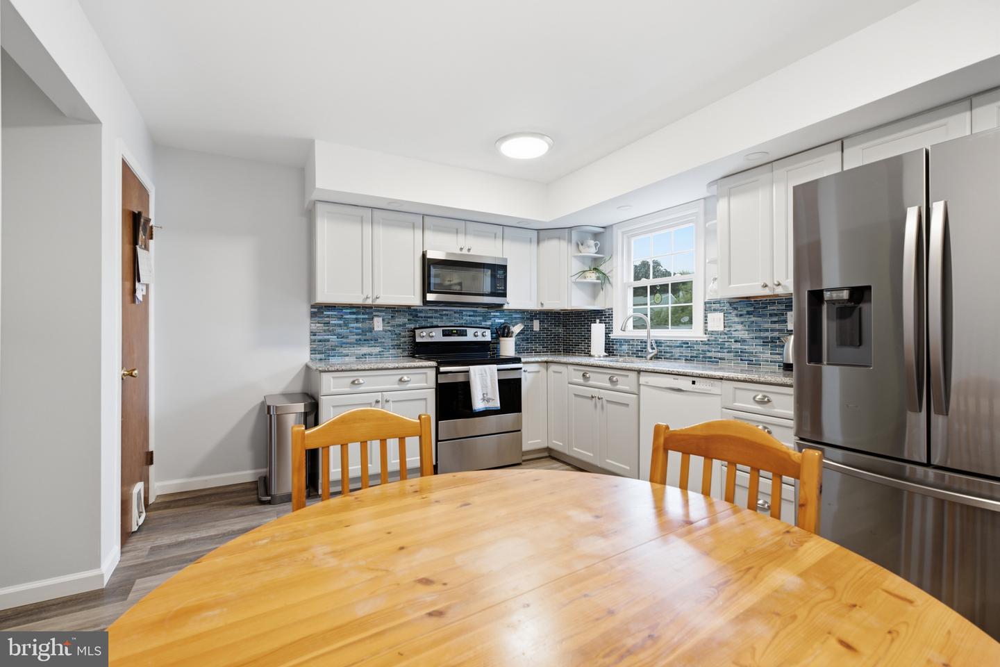 325 Cedar St Property Photo 14