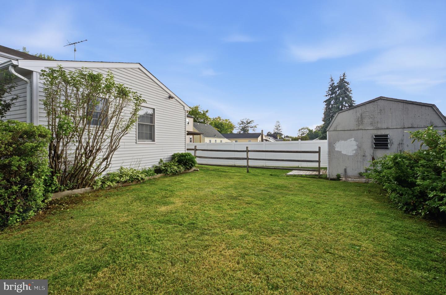 325 Cedar St Property Photo 47