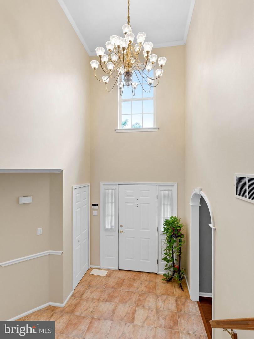 1449 Bartlett Ct Property Photo 6
