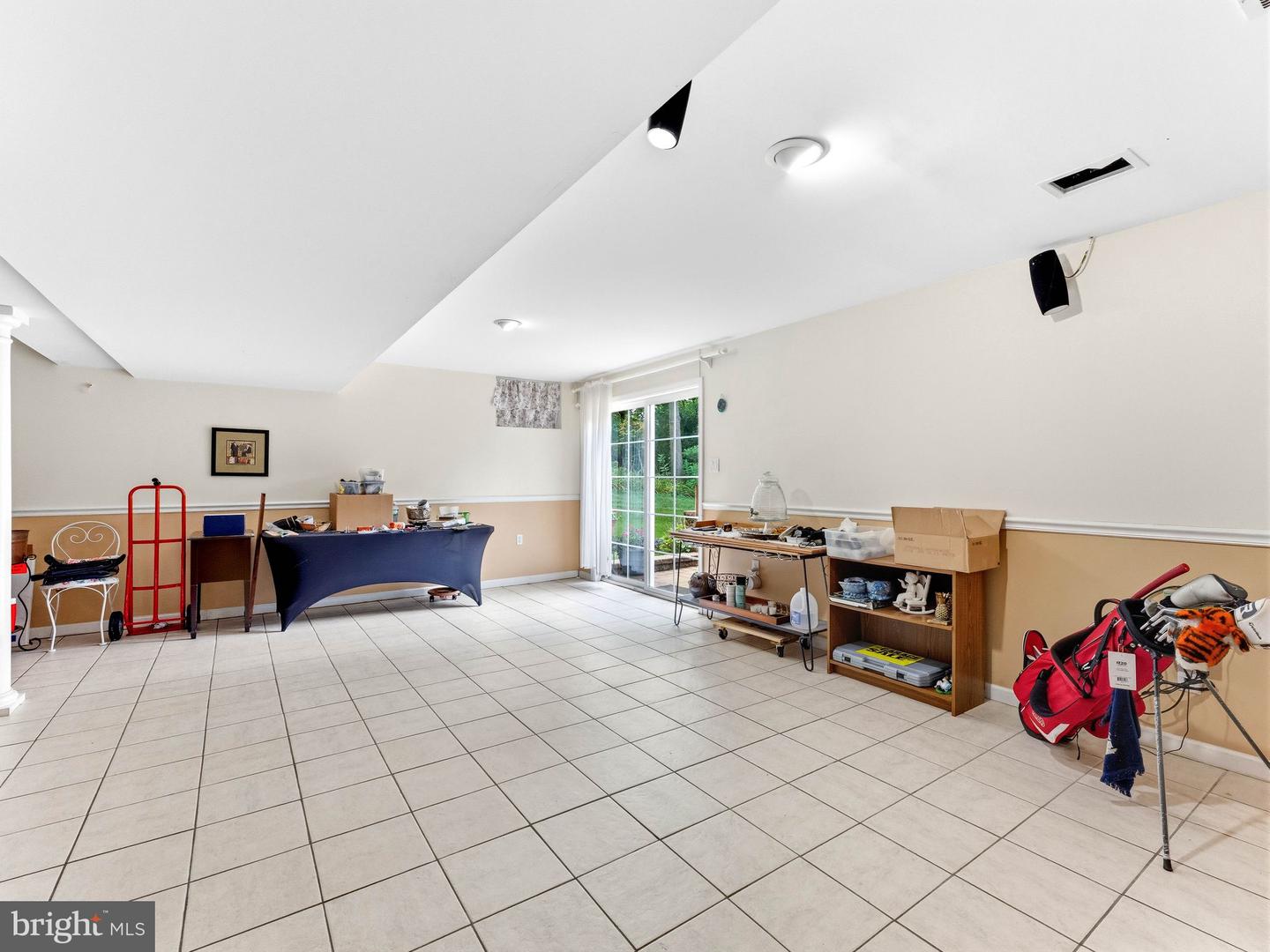 1449 Bartlett Ct Property Photo 37