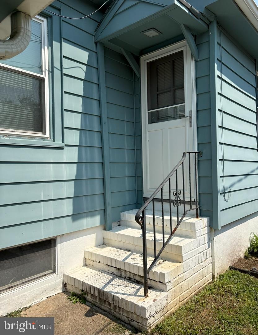 237 Osborne Ave Property Photo 12
