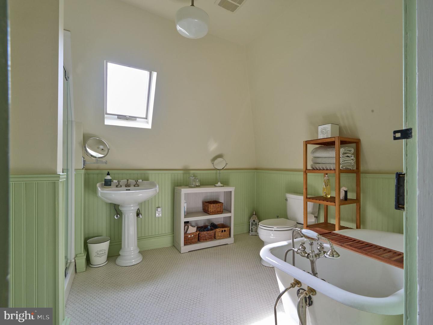 PABU2128368 Property Photo 35