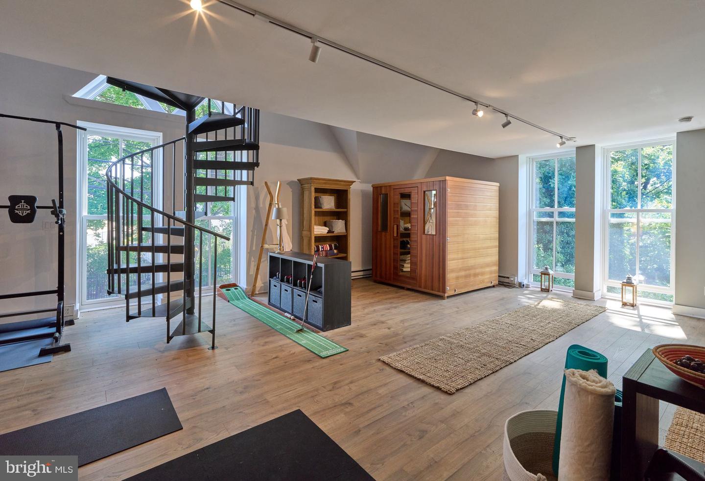 PABU2128368 Property Photo 44